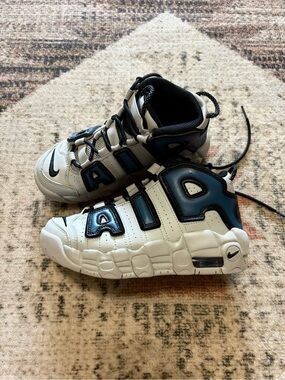 Nike Air More Uptempo Blue Grey Boys Size 2.5 Shoes